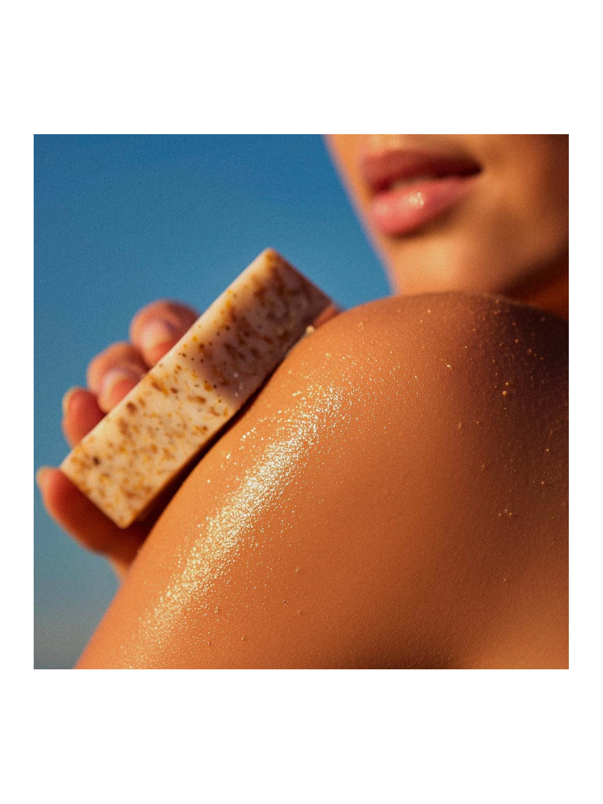INTEMPORELS Savon exfoliant Amande 150g